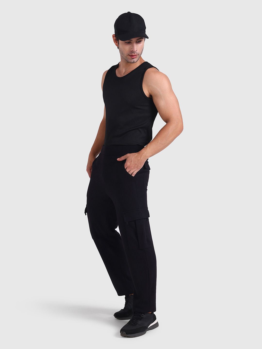 Men Mid-Rise Cargos