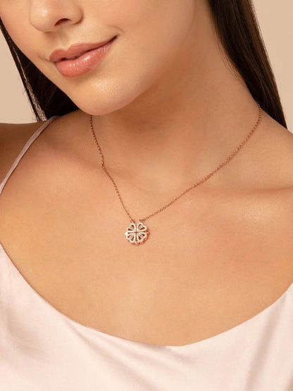 SALTY Linked Magnetic Clover & Gleam Kiss Jewellery set
