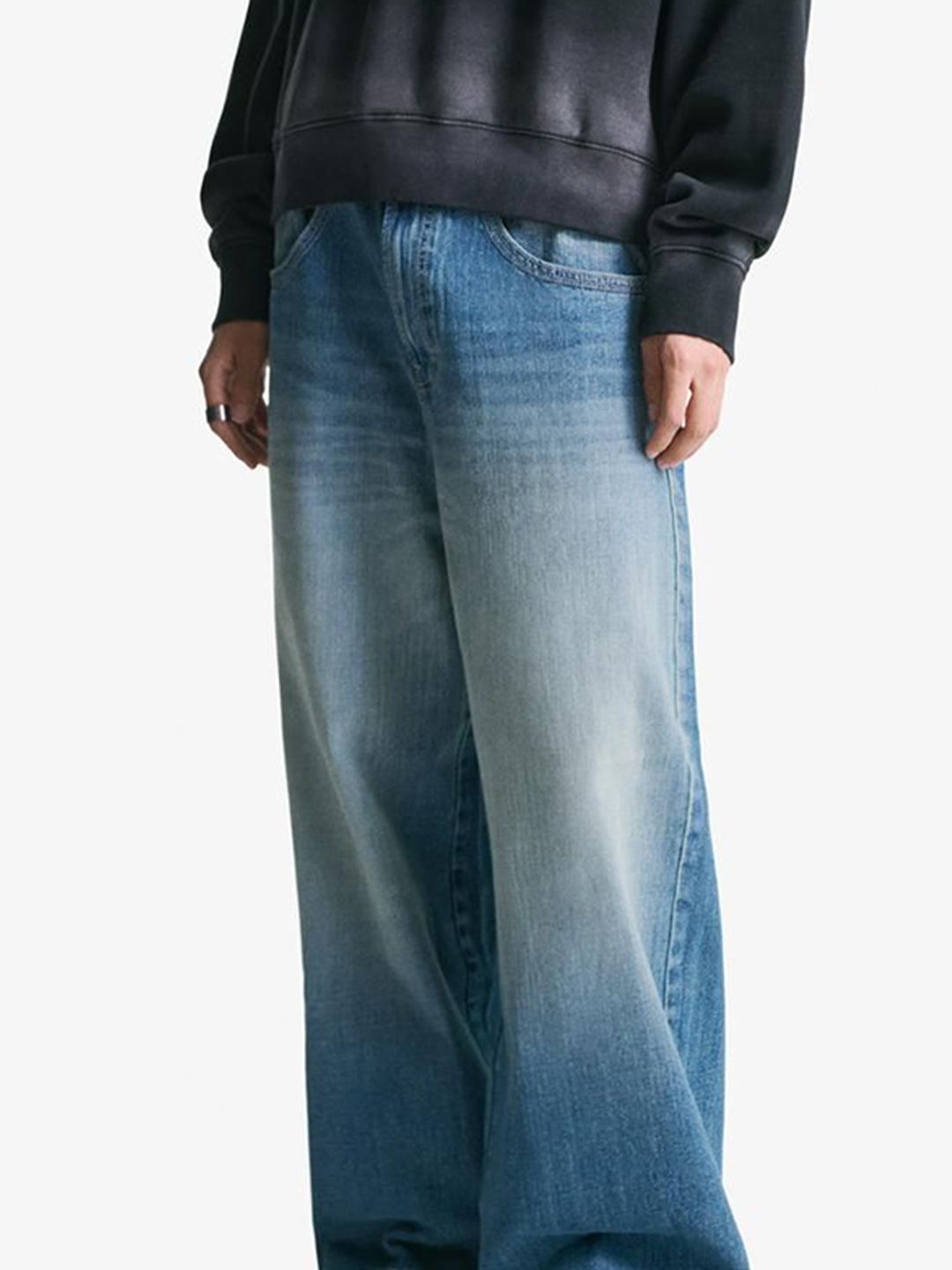 Men Low-Rise Cotton Baggy Jeans