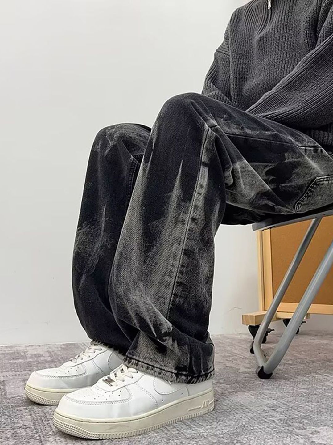 Men Wide Leg Mid-Rise Jeans