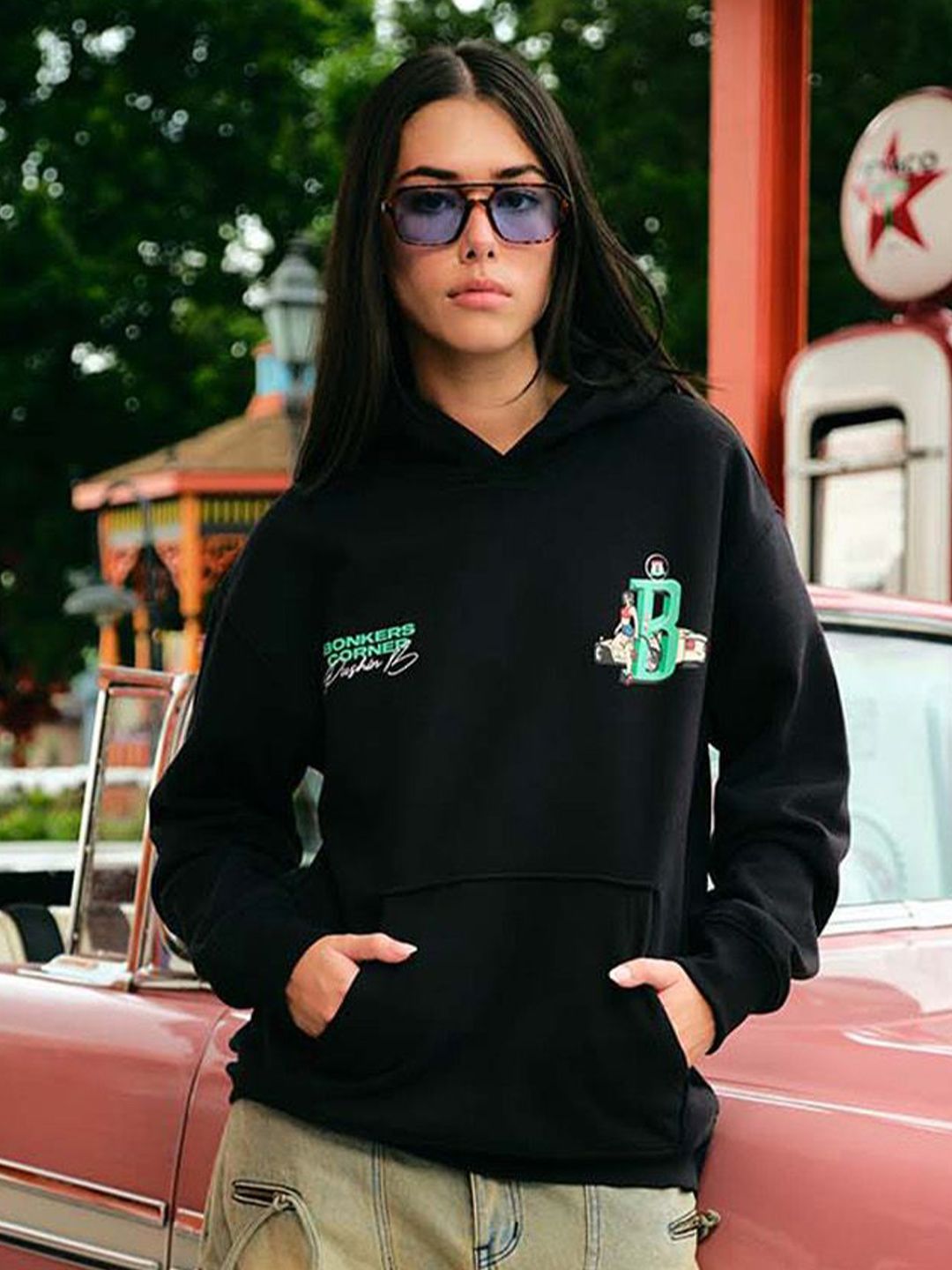 Women Printed Hooded Pullover Sweatshirt