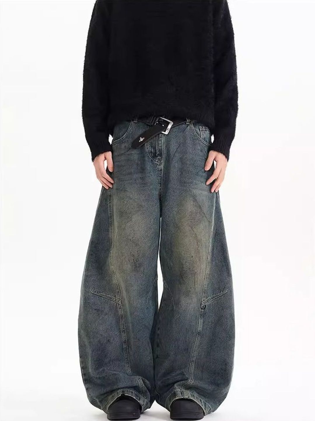 Men Wide Leg Mid-Rise Light Fade Jeans