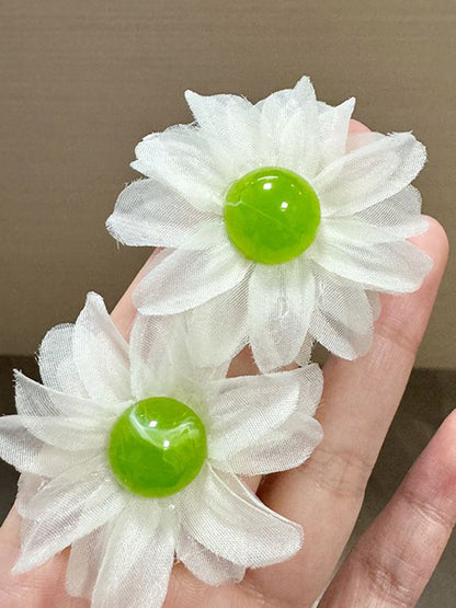 Artificial Stones Studded Floral Shape Studs