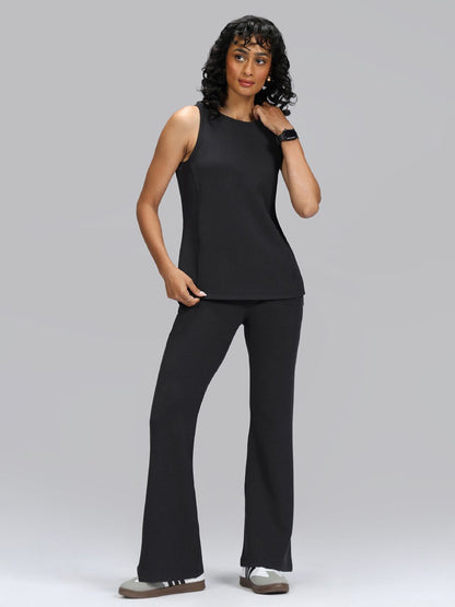 Women High-Rise RibSupreme Flare Regular Pants