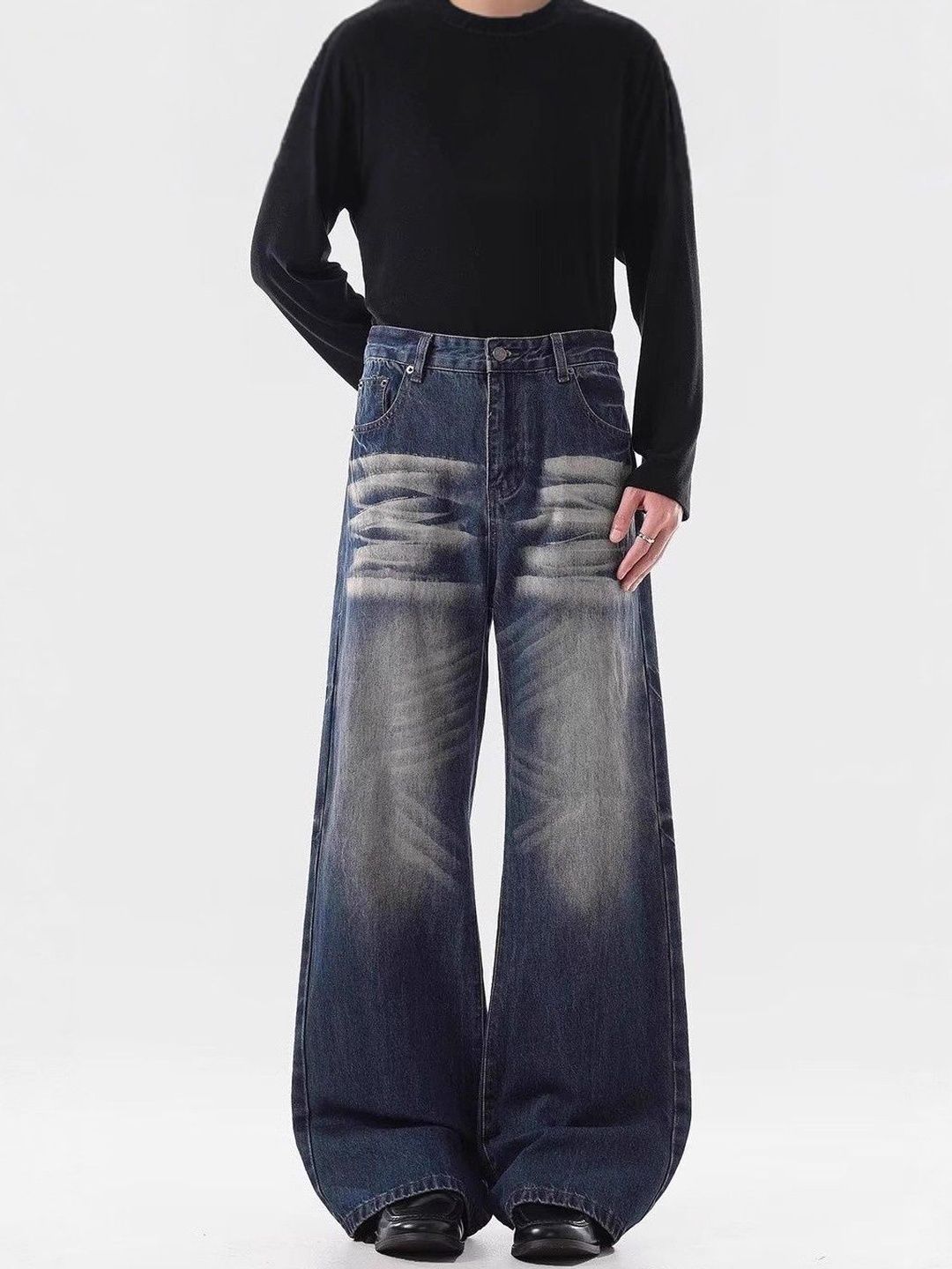 Men Wide Leg Mid-Rise Dark Jeans