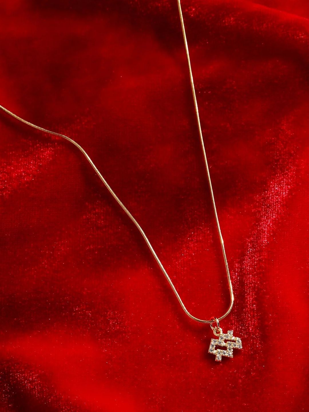 SALTY Set Of 2 Stones-Studded Aries & Aquarius Pendant With Chain