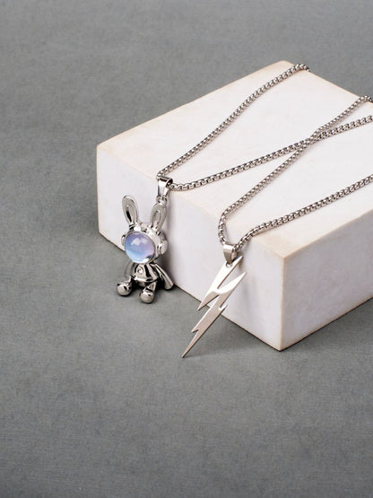 SALTY Set Of 2 Voltage & Spaceman Pendant With Chain