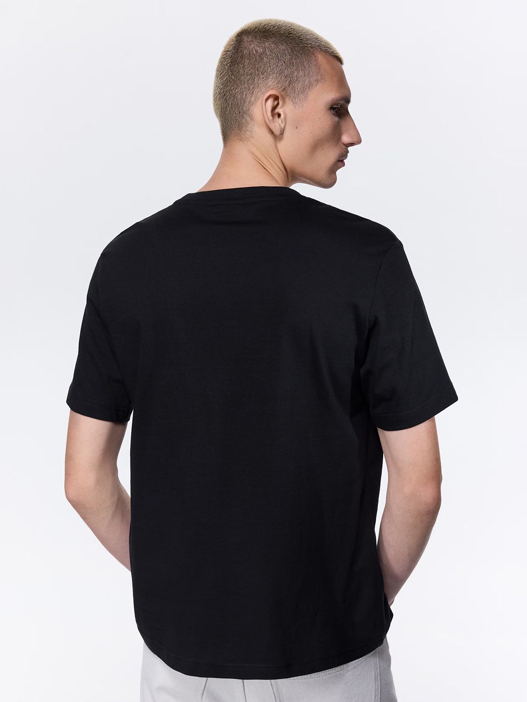 HM Men Black Solid Cotton Pure Cotton T-shirt Regular Fit