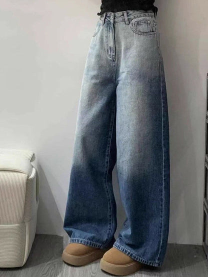 Women Straight Fit Mid-Rise Light Fade Jeans