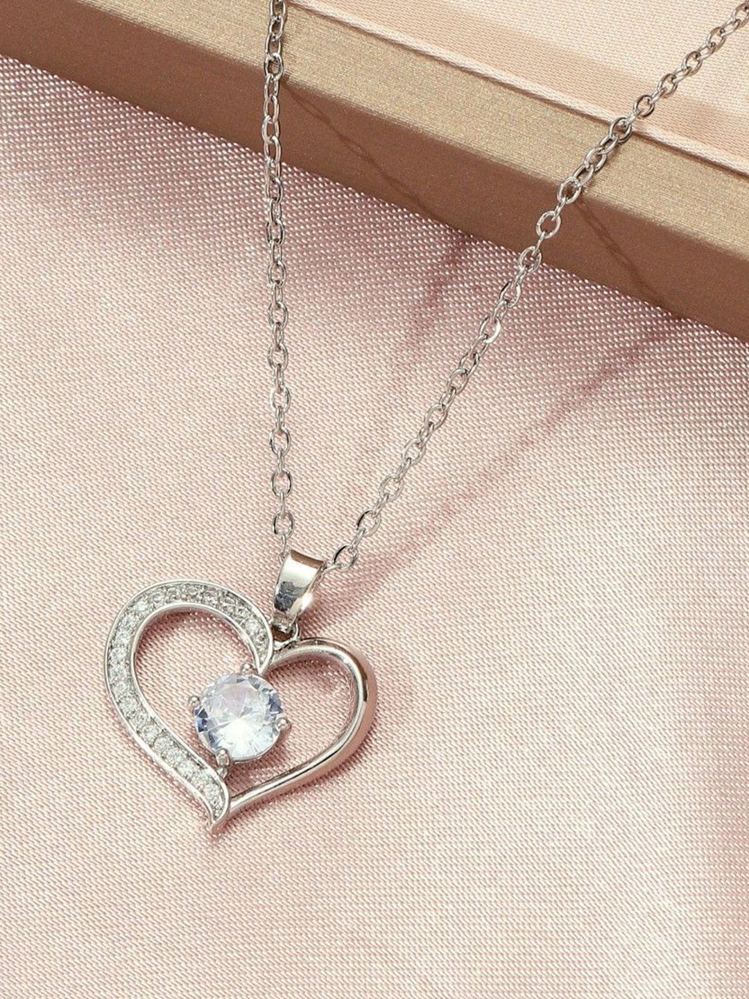 SALTY Sophisticated Stone Heart Neck Chain For Women & Girls