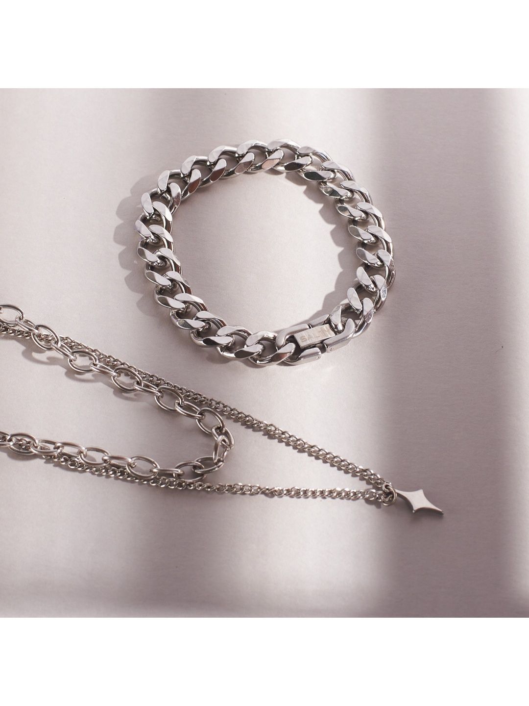 SALTY Men Stainless Steel Mono Chrome Classic Bracelet & Chain