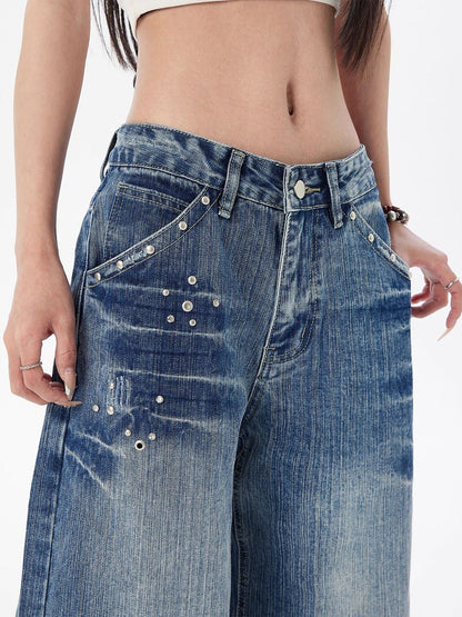 Women Relaxed Fit Mid-Rise Light Fade Jeans