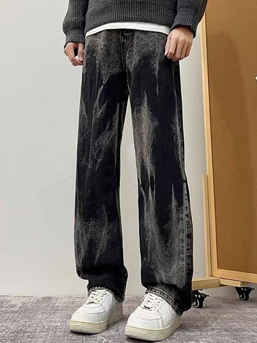 Men Wide Leg Mid-Rise Jeans
