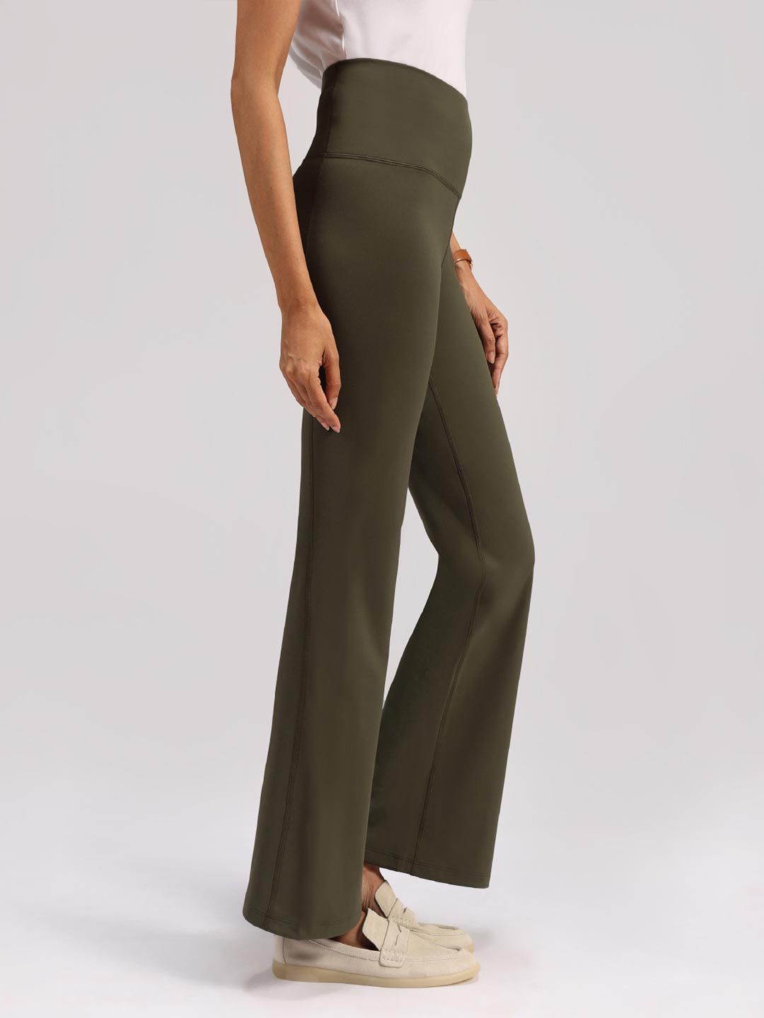 Women The Ultimate Flare Pants - Lite -Regular
