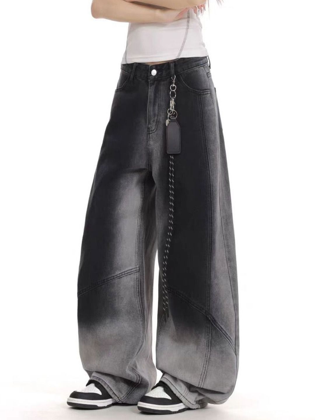 Women Wide Leg Mid-Rise Heavy Fade Jeans