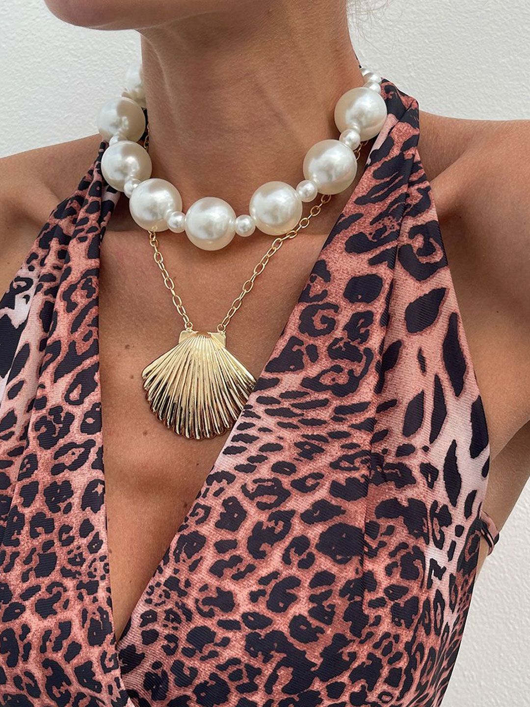 Gold-Plated Artificial Stone Baeded MInimal Necklace