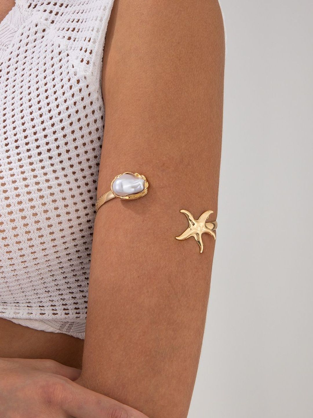 Women Pearls Gold-Plated Cuff Bracelet