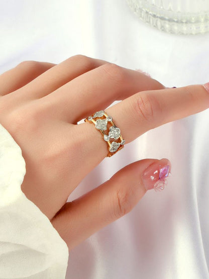 SALTY Hazel Diamond Finger Ring