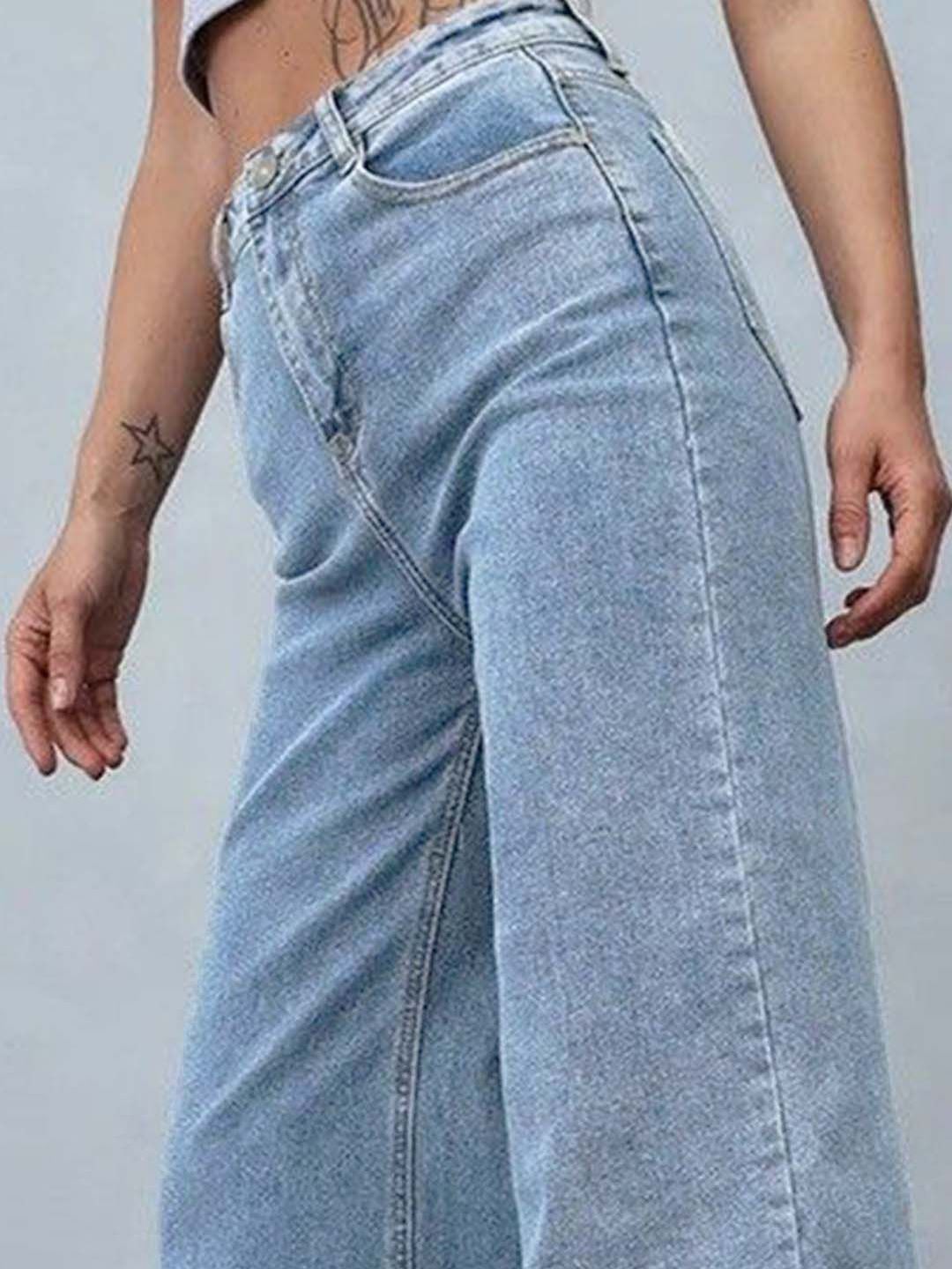Women Straight Fit High-Rise Light Fade Jeans