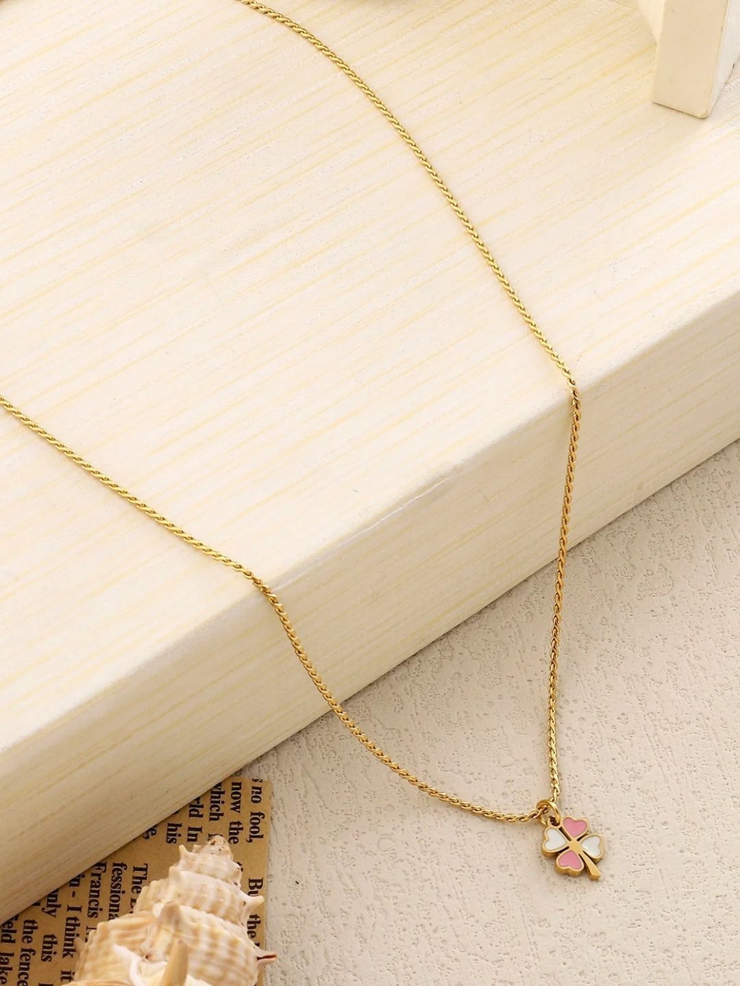 SALTY Stainless Steel Night Clover Detail Jewellery Set