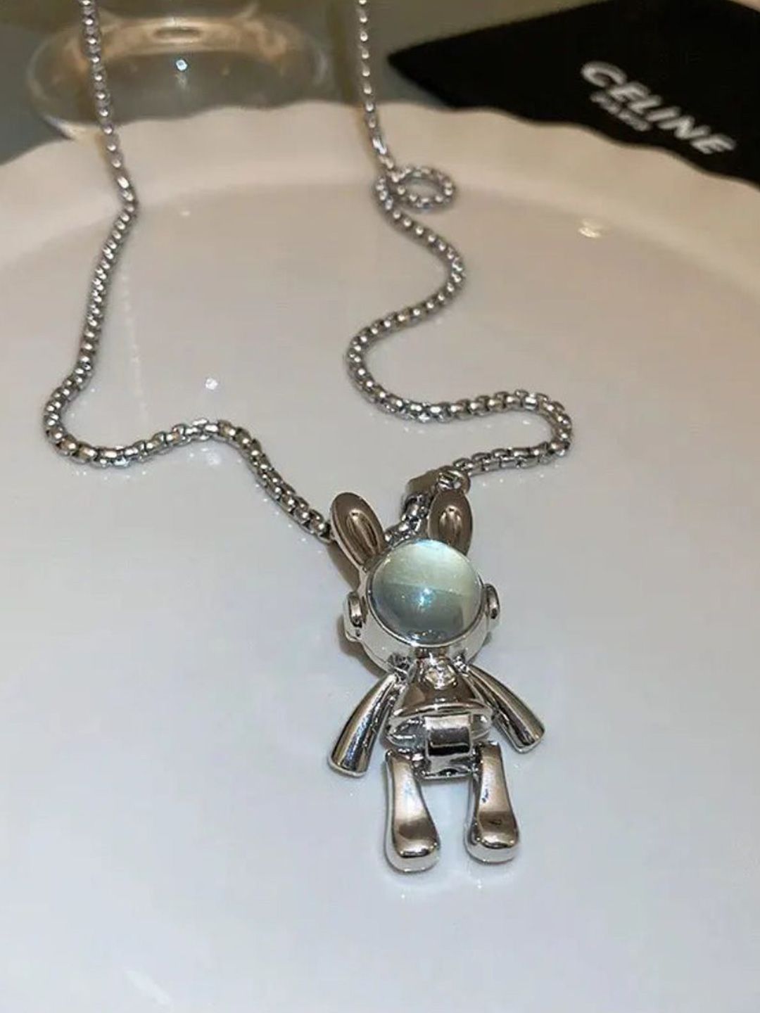 SALTY Set Of 2 Voltage & Spaceman Pendant With Chain