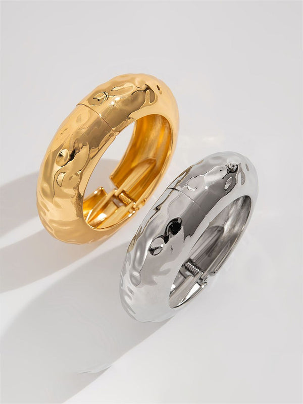 Women Handcrafted Silver-Plated Kada Bracelet